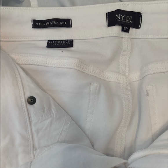 NYDJ Not Your Daughter’s Jeans Marilyn Straight white jeans size 8P - Picture 3 of 4